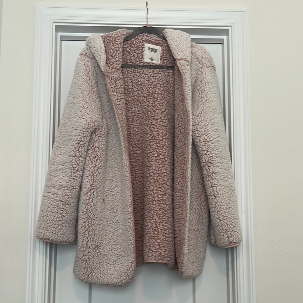 PINK Victoria's Secret Cream Plush Robe Intimates